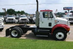 2000 International 8100