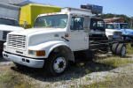 2001 International 4700LP
