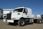 2012 VOLVO VHD64B430
