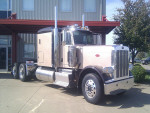 2013 Peterbilt 389