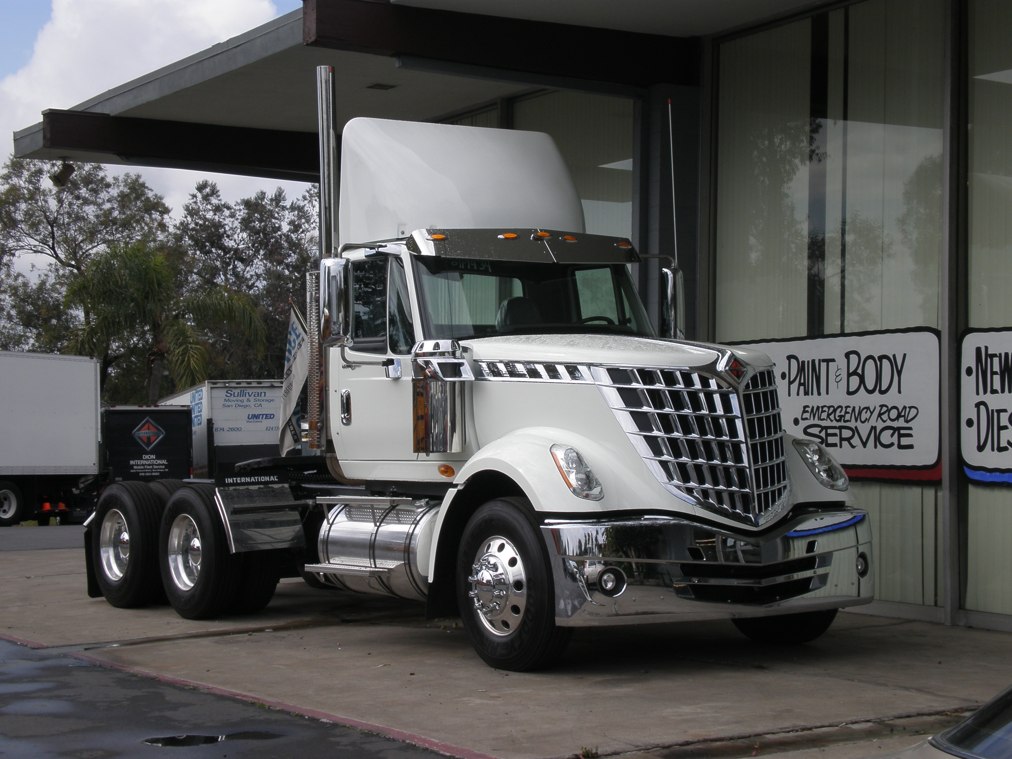 2010 International Lone Star 6x4