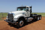 2016 Mack WINCH TRUCK