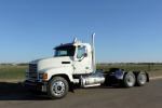 2011 Mack PINNACLE CHU613