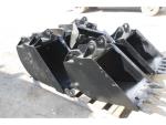 Used 1111 Backhoe 24" Buckets for Sale