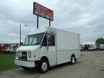 Used 1999 Freightliner MT-45 for Sale