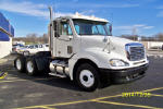 2007 Freightliner FLC12064T