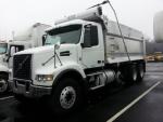 2009 Volvo VHD64B