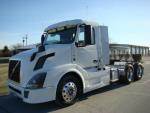 Used 2013 Volvo VNL64T300 for Sale
