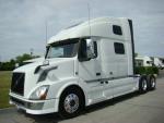 Used 2015 Volvo VNL64T780 for Sale