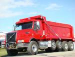 2016 Volvo VHD64B