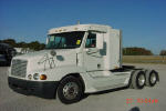 Used 2001 Freightliner FLC120 for Sale