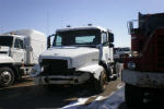 2004 volvo vnm64 for Sale