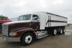 Used 1998 Freightliner FlD112 for Sale