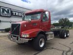 2016 Volvo VHD64B200