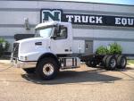 2016 Volvo VHD64B200
