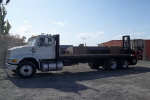 2000 International 8100