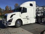 Used 2015 Volvo 670 for Sale
