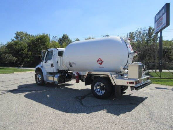 2016 Freightliner M2106 2016 Freightliner M2106