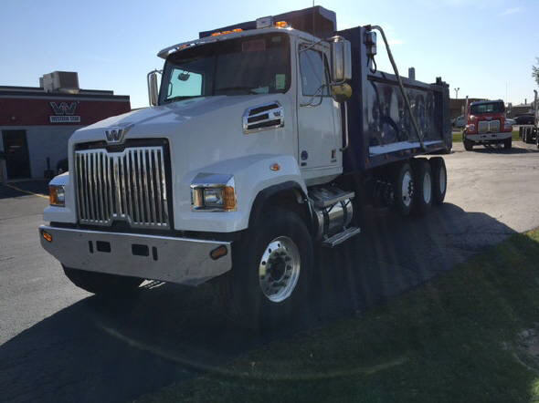 2015 Western Star 4700SF 2015 Western Star 4700SF