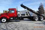 2009 VOLVO VHD64B200
