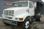 2000 International 8100
