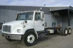 2000 Freightliner FL80
