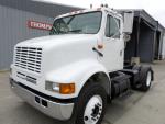 2000 International 8100