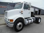 2000 International 8100