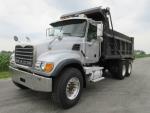 2004 Mack Granite