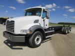 2008 Mack GU813
