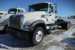 2008 Mack GU713