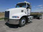 2004 Mack CX613