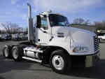 2004 Mack CX613