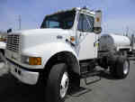 2001 International 4800 4x4