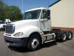 2005 Freightliner Columbia 120