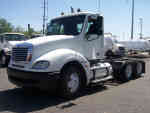 2005 Freightliner Columbia 120