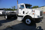 2004 Peterbilt 330