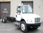 Used 2005 Freightliner M2106 for Sale
