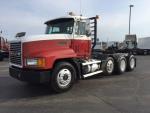 1997 Mack CH613