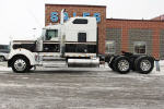 2011 Kenworth W900L
