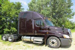 2010 Freightliner CA12564SLP - CA