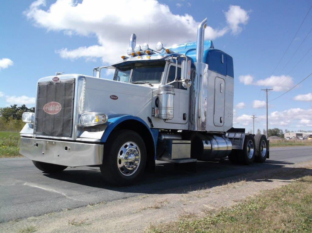 2012 Peterbilt 389 GN142977A