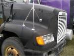 1996 Freightliner HOOD ONLY==