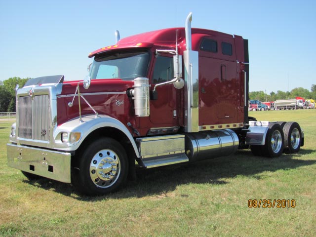 2000 International 9900