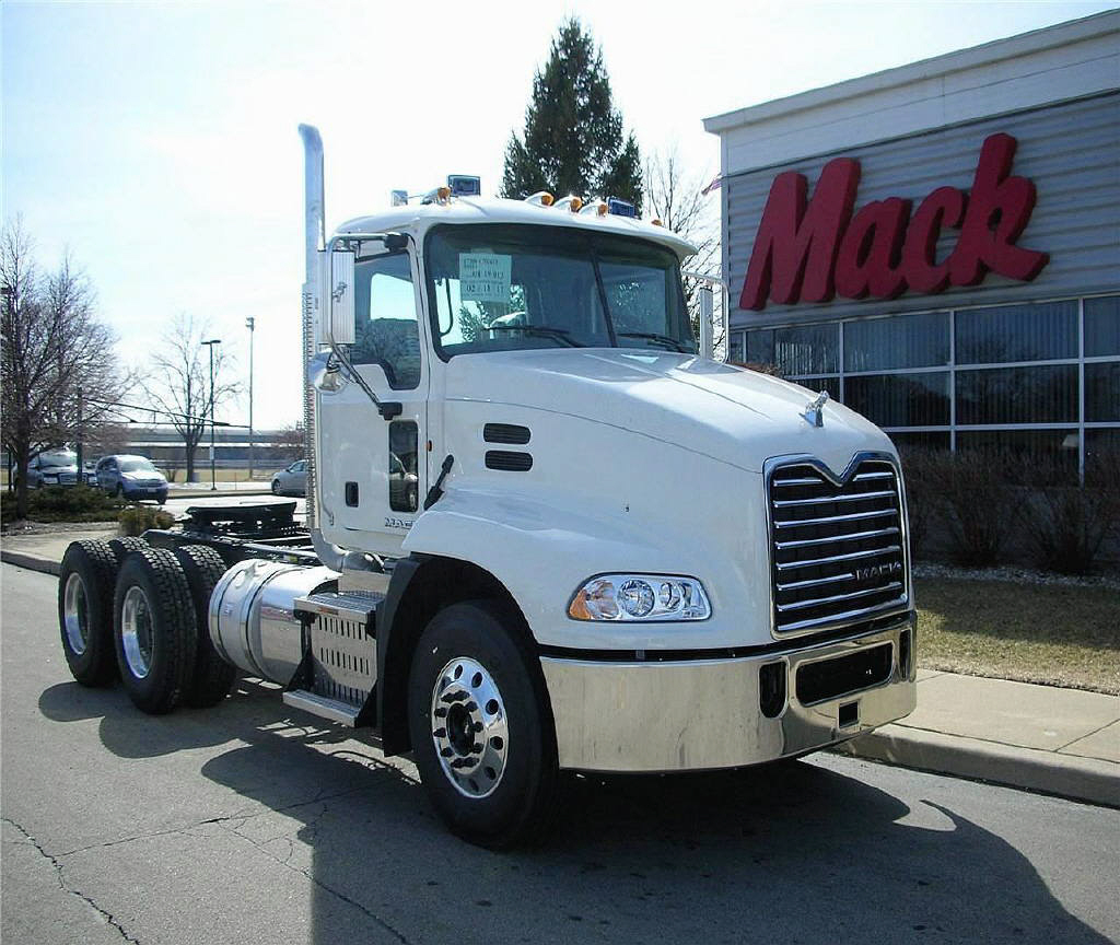 2012 Mack PINNACLE CXU613