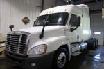 2009 Freightliner CA12564SLP - CA