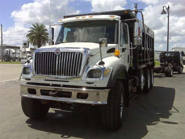 2005 International 7600