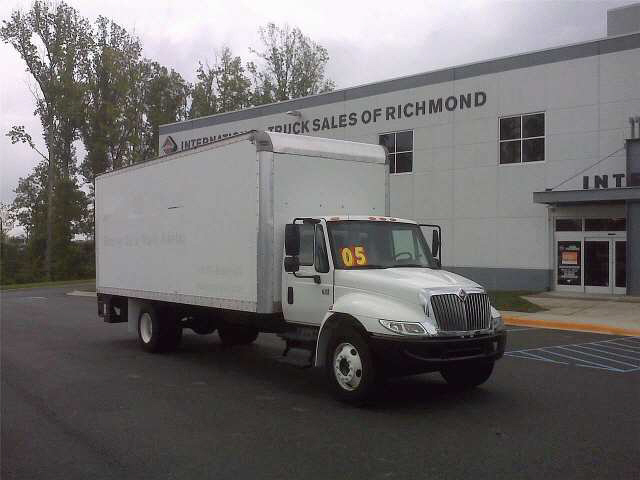 2005 International 4300