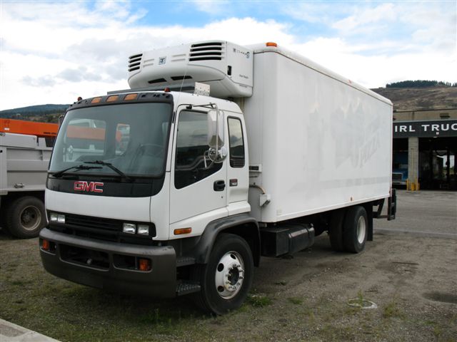 2001 Gmc t7500