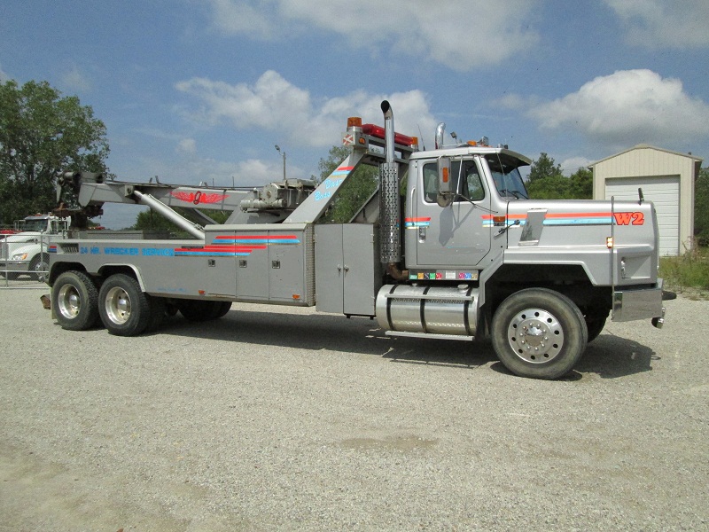 1993 International HME 25 Ton